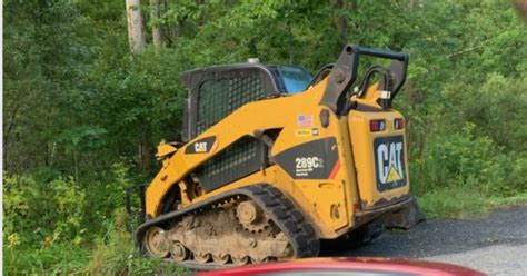 Security vehicle rammed with stolen skid steer during  